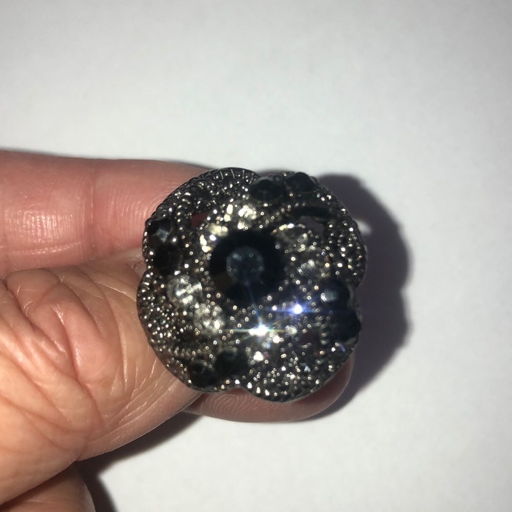 Black and silver rhinestone ring